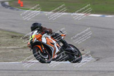 media/Nov-30-2025-TrackDaz (Sun) [[d8b22663df]]/B Group/Session 3 (Off Ramp)/